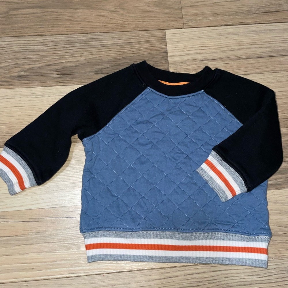 Gymboree blue & black quilted sweatshirt 6-12m